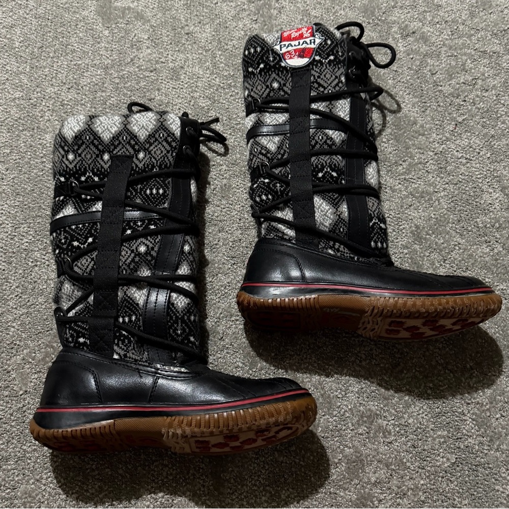 Pajar knit sweater boots Sherpa lined laced up style from
Canada size 6 -‎ 6.5